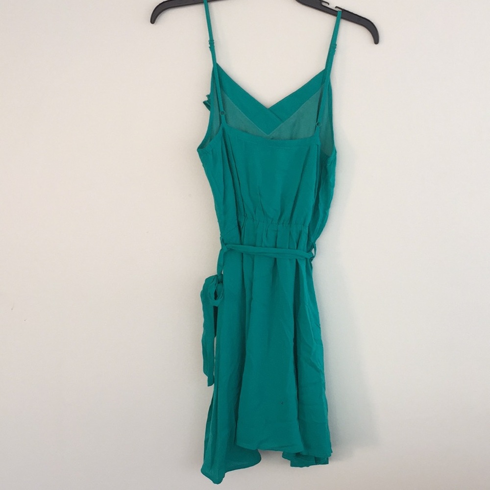 Lush Ruffled Dress - Picture 5 of 8